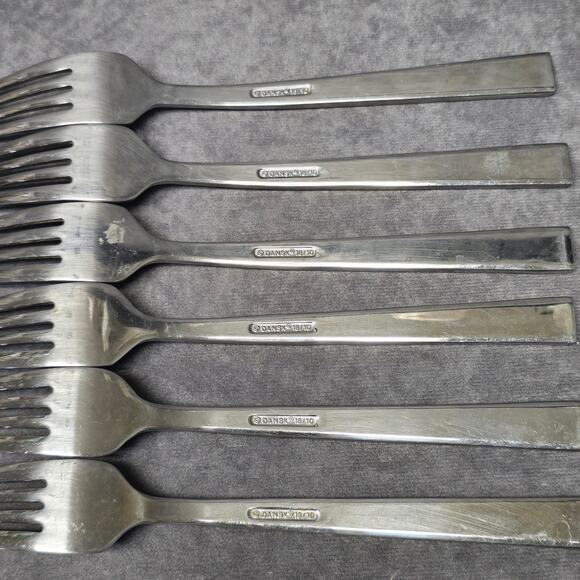 Dansk 18/10 Meridian Stainless Dinner Forks Glossy Flat Tip Flatware Silverware - Picture 4 of 10
